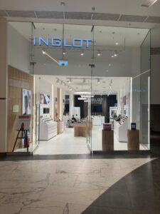 Inglot, Грозный Молл, Грозный