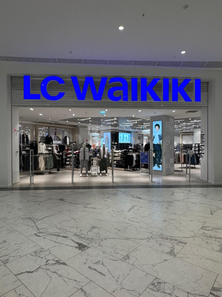 LC WAIKIKI, ТЦ Грозный Молл, Грозный